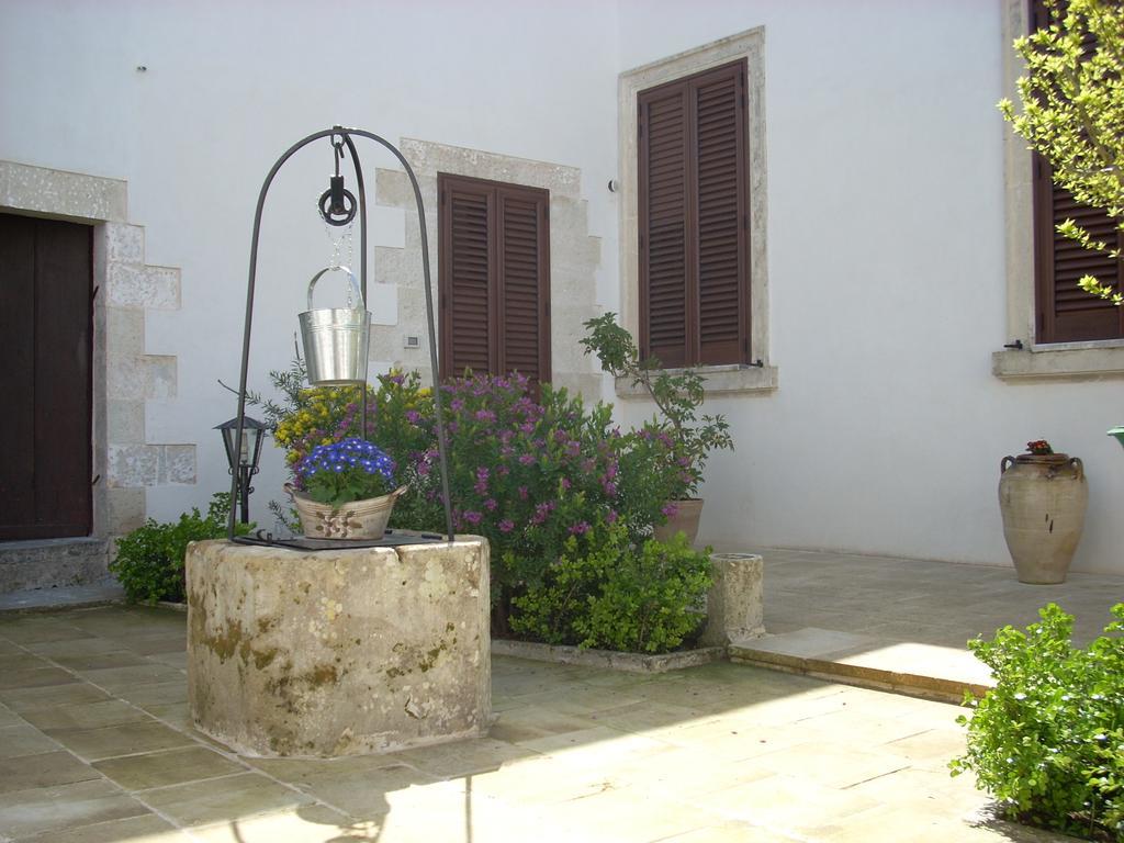 B&B Le Due Corti Martignano Bagian luar foto