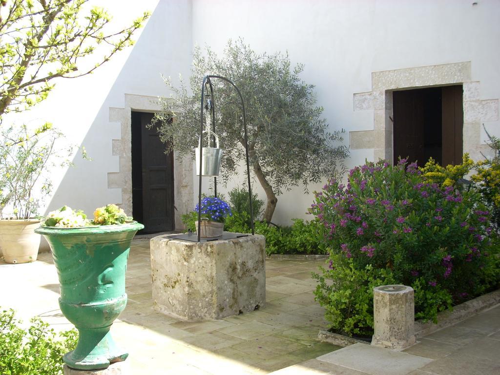 B&B Le Due Corti Martignano Bagian luar foto