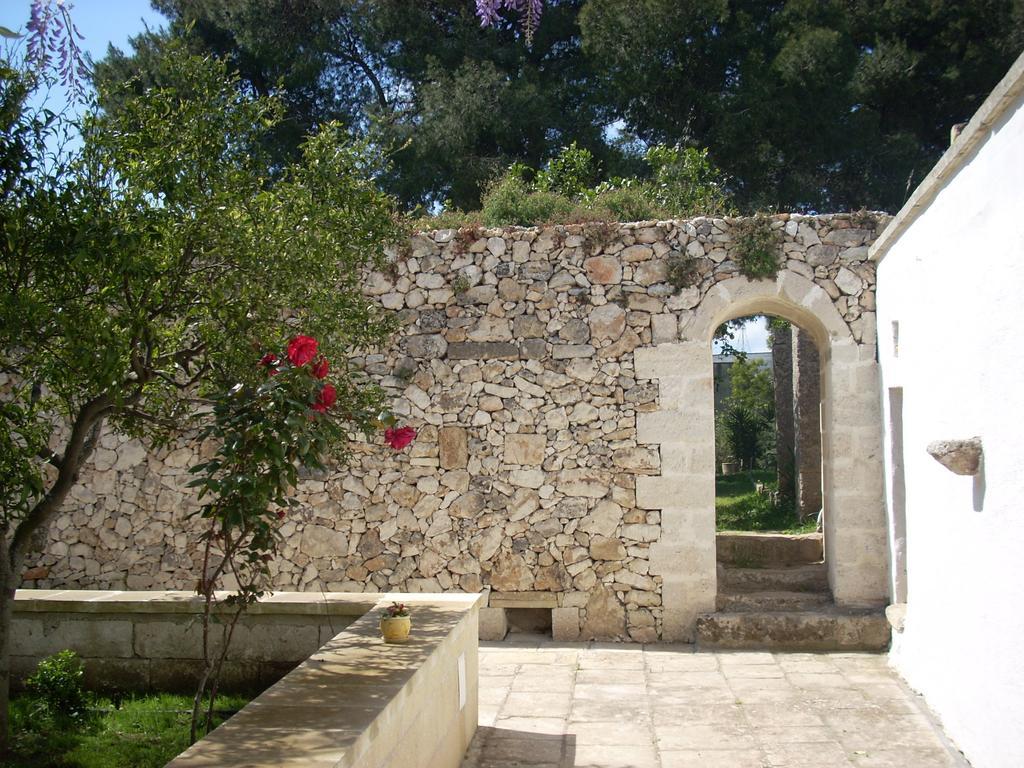 B&B Le Due Corti Martignano Bagian luar foto