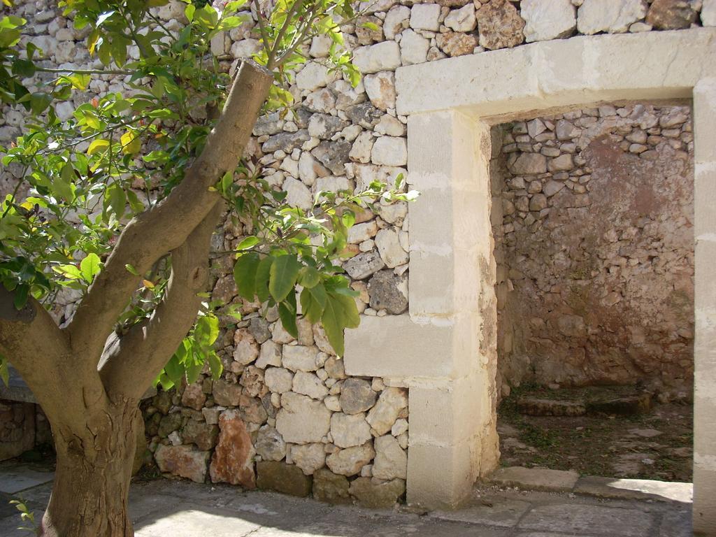 B&B Le Due Corti Martignano Bagian luar foto